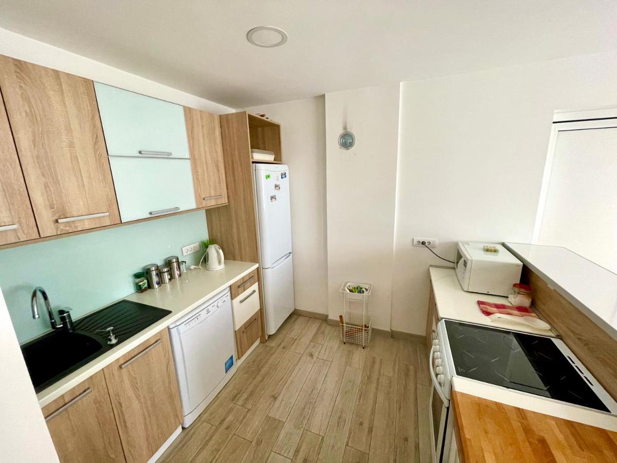 Cozy Apartments In Belgrade, Cukarica, Zeleznik, Free Parking And Wifi Exterior foto